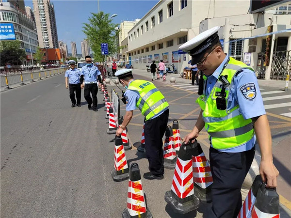 晋城交警7.jpg