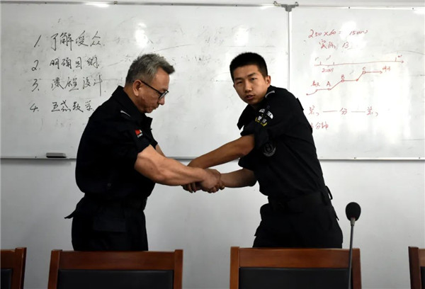 警务5.jpg