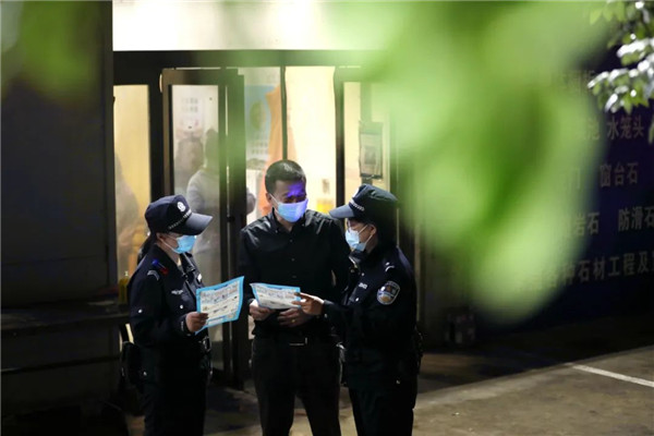 夏夜治安巡查宣防7.jpg