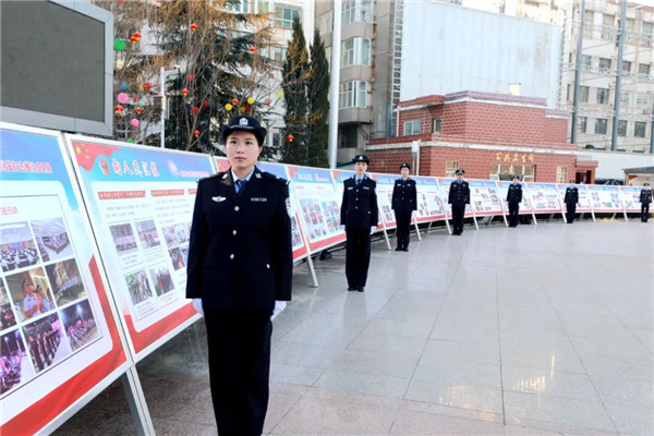 涉案赃物发还仪式10.jpg
