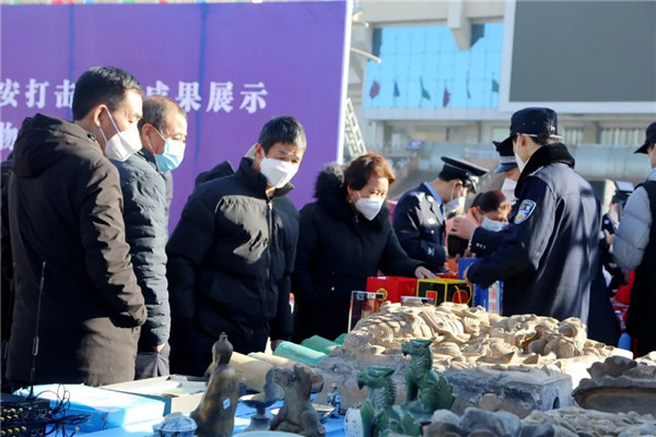 涉案赃物发还仪式13.jpg