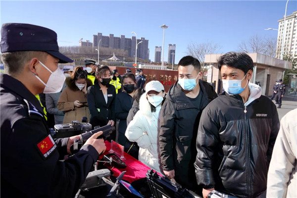 涉案赃物发还仪式21.jpg