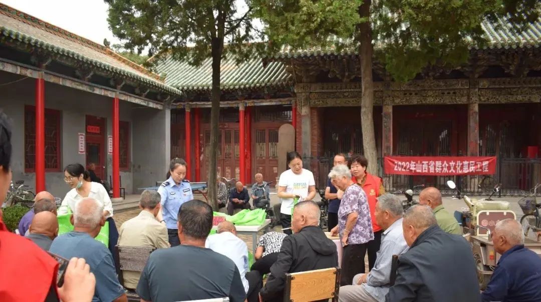 1676358660820026347.jpg 203.jpg