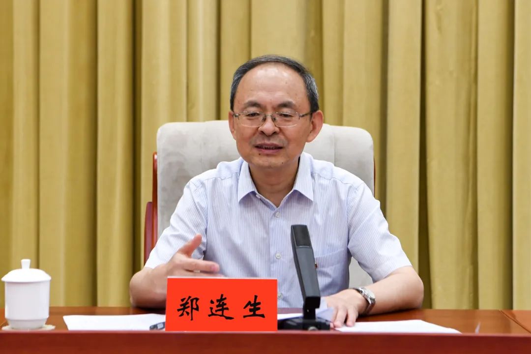 1689393914331063183.jpg 102.jpg