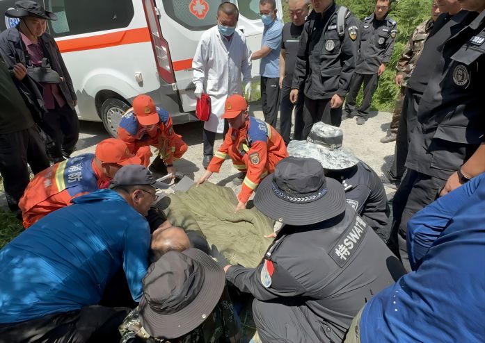1690163885436004913.jpg 6.jpg