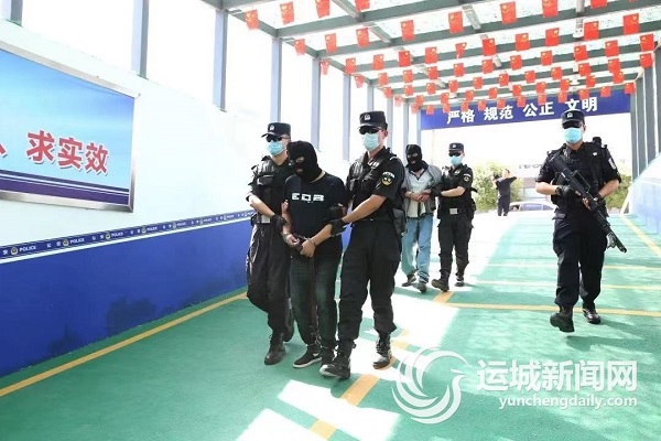 c037d058-7b63-4cdd-86a9-b46020335076_watermark.jpg