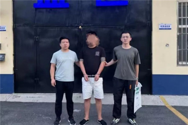 2.jpg