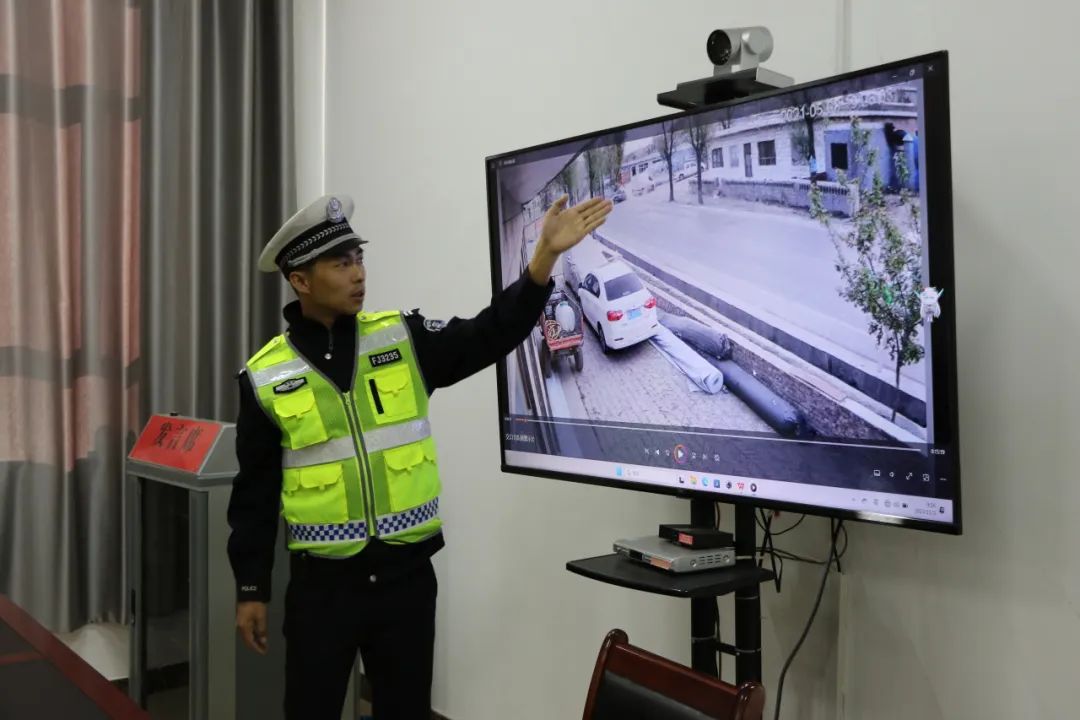 1699232173802009446.jpg 1699232173802009446.jpg