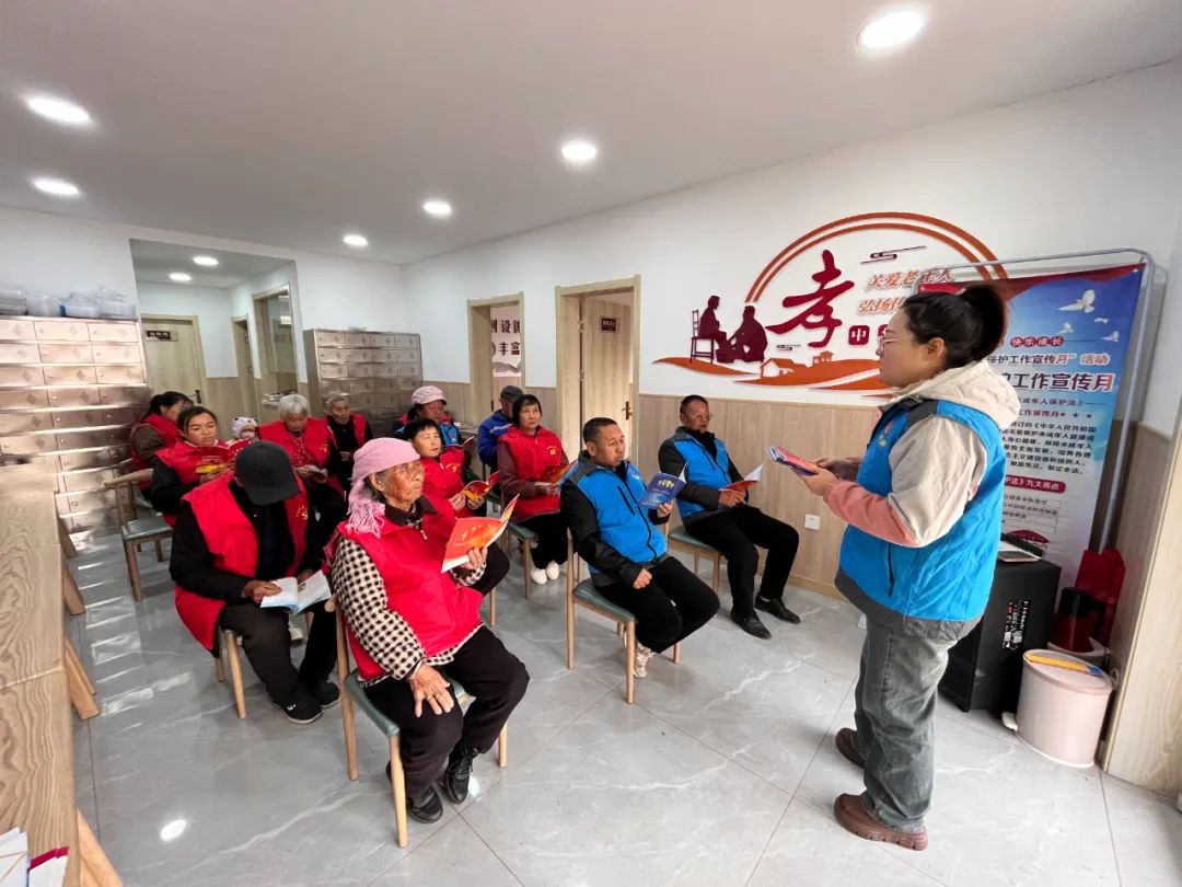 1700465077988078129.jpg 1700465077988078129.jpg