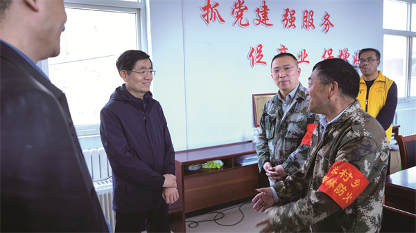 深入基层 为民解忧1.jpg