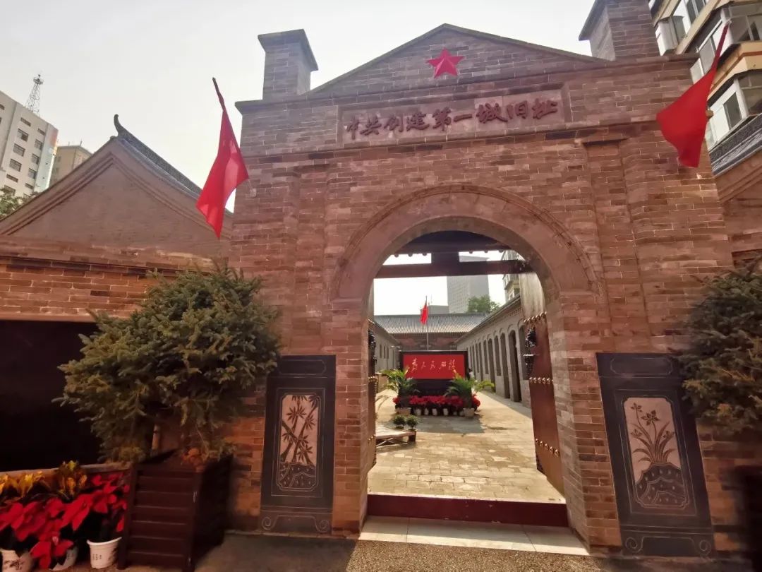 1708677051583011254.jpg 640 (26).jpg