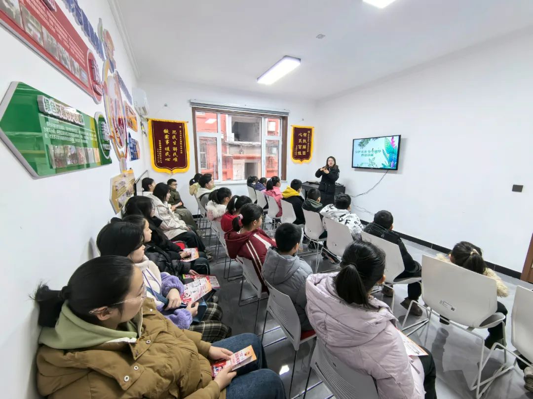 1708677495220036358.jpg 640 (39).jpg