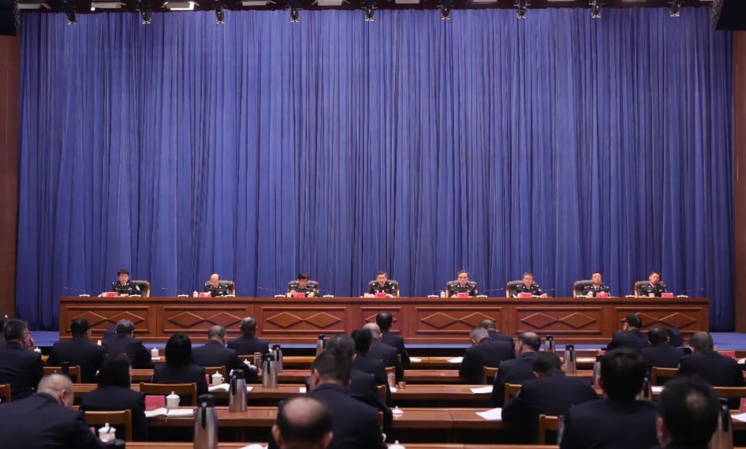 1739288381457057538.jpg 101.jpg