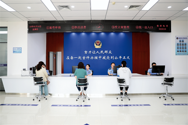 1739522952264086671.png 42.png