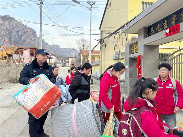 1740015958332083605.jpg 47.jpg