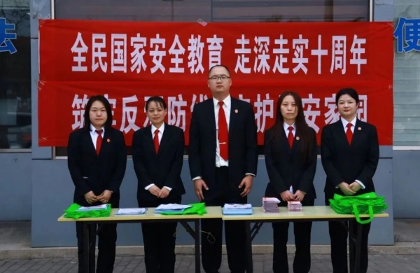 1744963102314072690.jpg 22.jpg