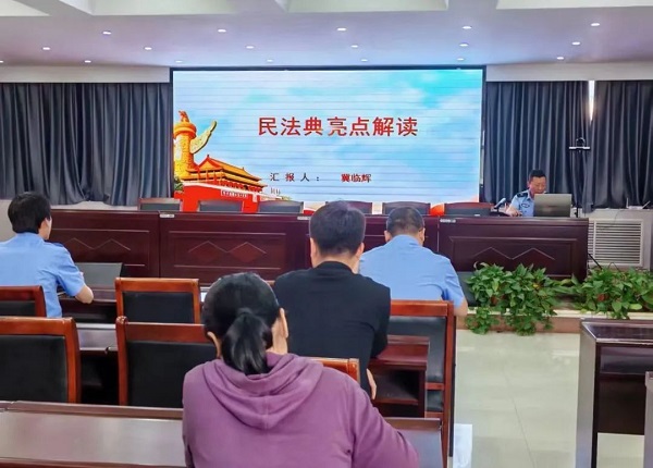 1752808608381073697.jpg 2.jpg