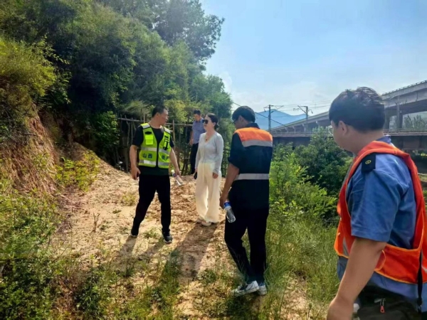 1755596856877073300.jpg 29.jpg