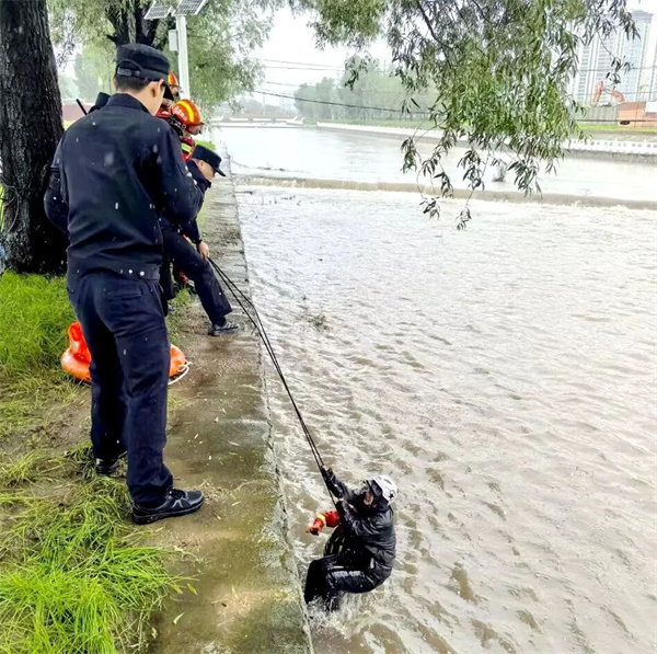 1760404984911025428.jpg 18.jpg