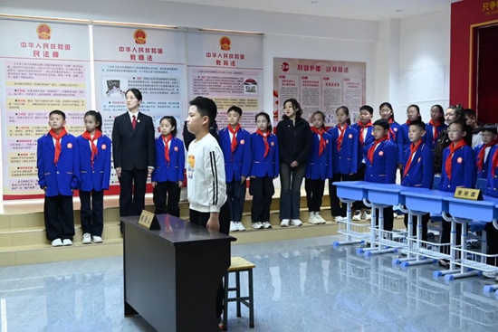 模拟法庭1.jpg